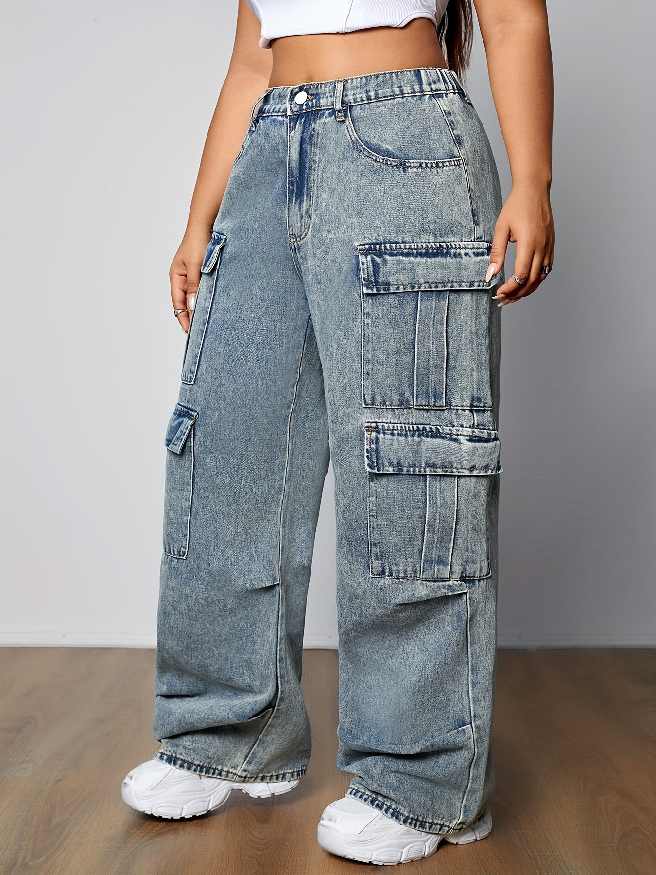 Stylish Plus Size Cargo Jeans - Loose Fit Denim Pants with Multi-Pocket Design, Side Flap Pockets, and Streetwear Style - Women&