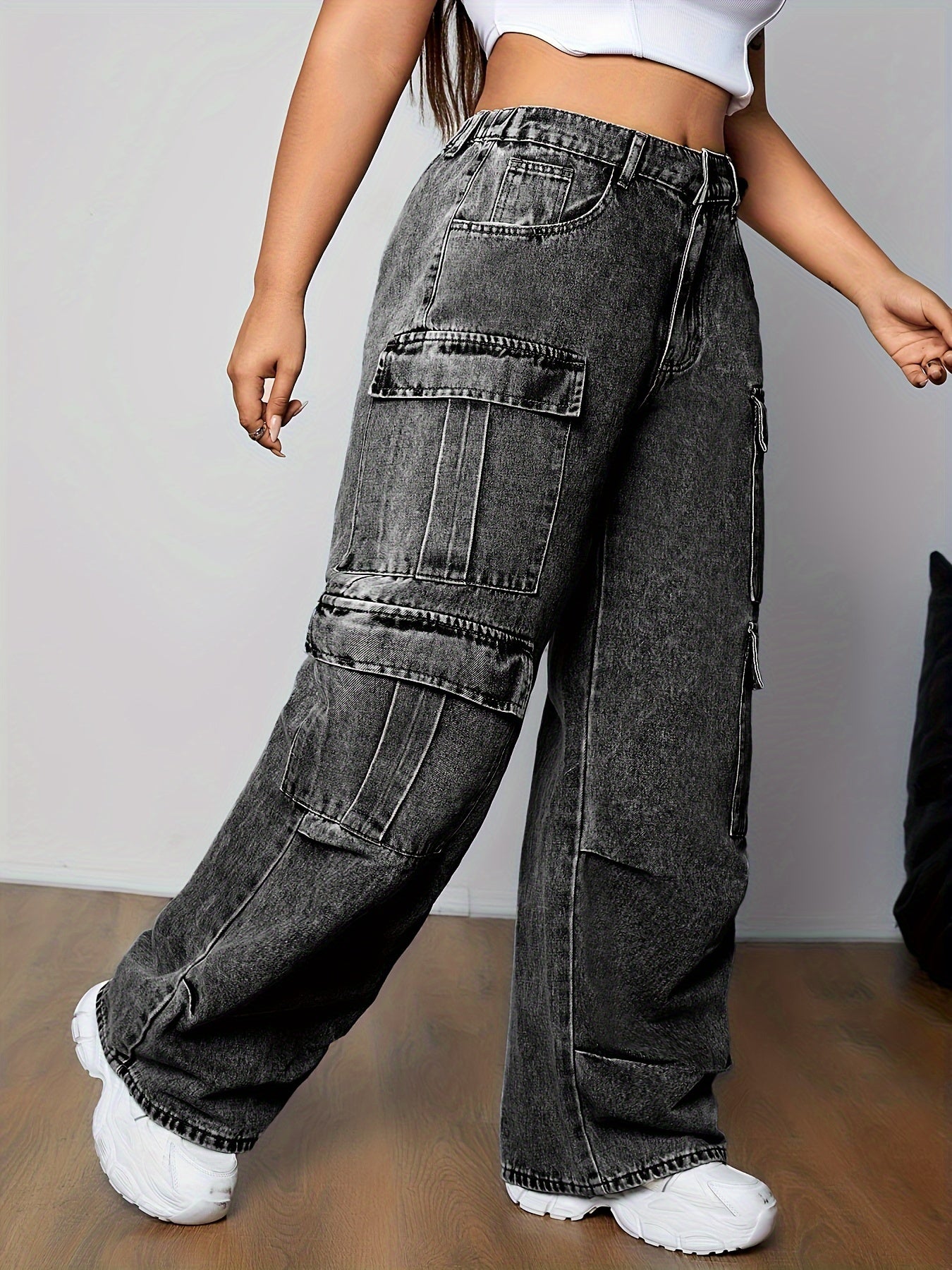 Stylish Plus Size Cargo Jeans - Loose Fit Denim Pants with Multi-Pocket Design, Side Flap Pockets, and Streetwear Style - Women&