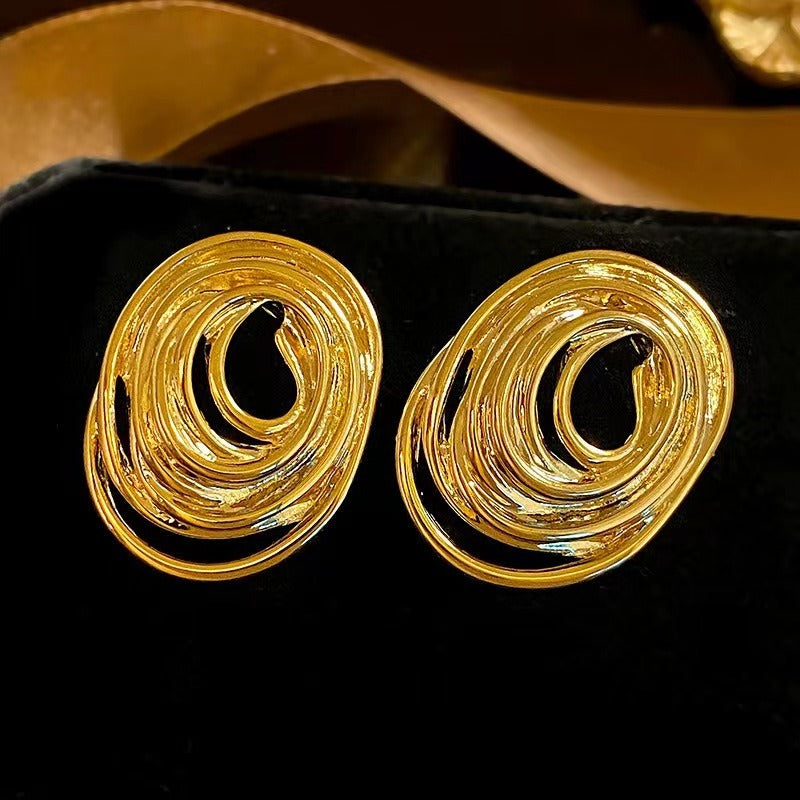 Circular oval earrings, exaggerated and atmospheric metal earrings, fashionable and luxurious high-end earrings