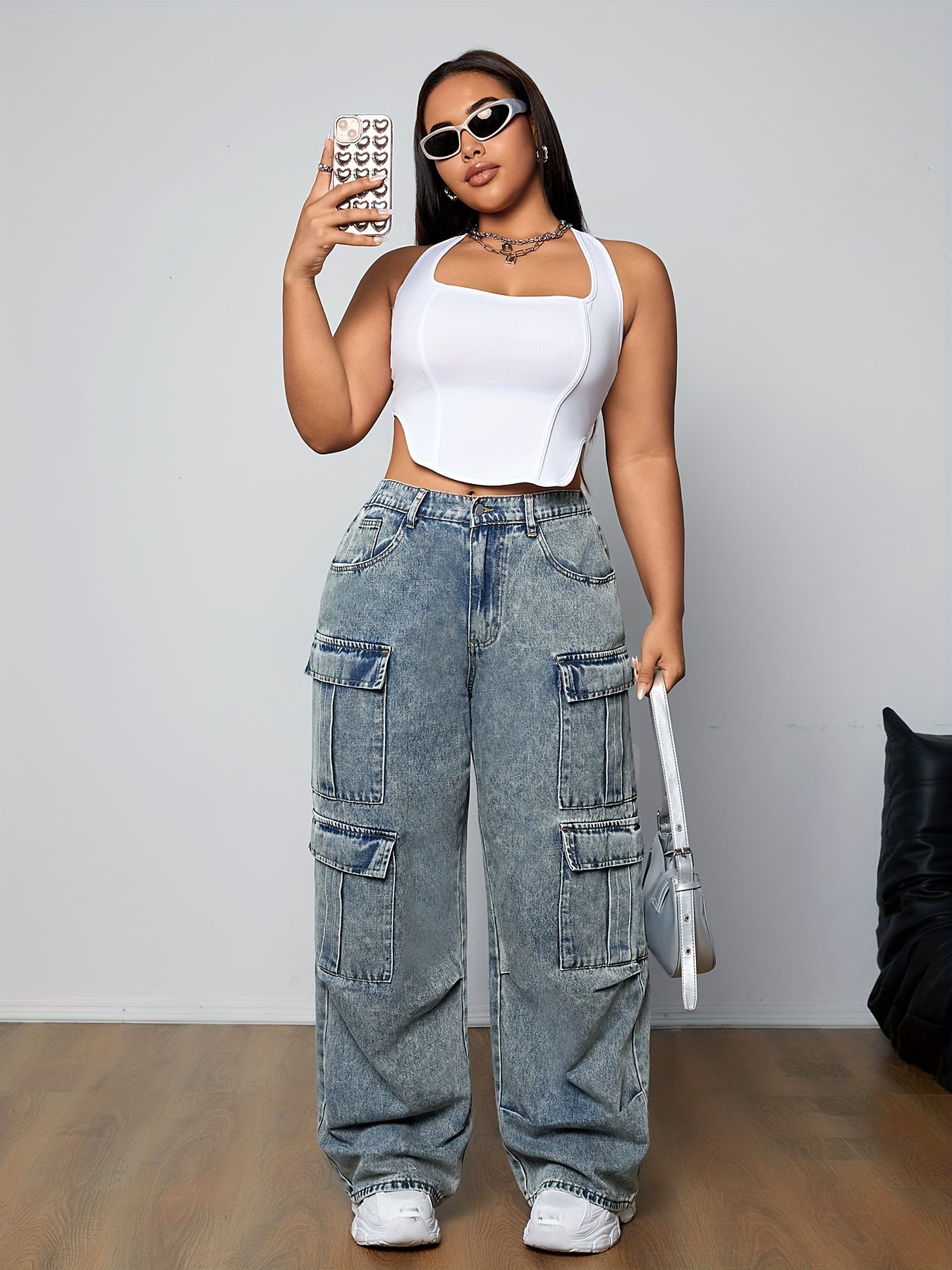 Stylish Plus Size Cargo Jeans - Loose Fit Denim Pants with Multi-Pocket Design, Side Flap Pockets, and Streetwear Style - Women&