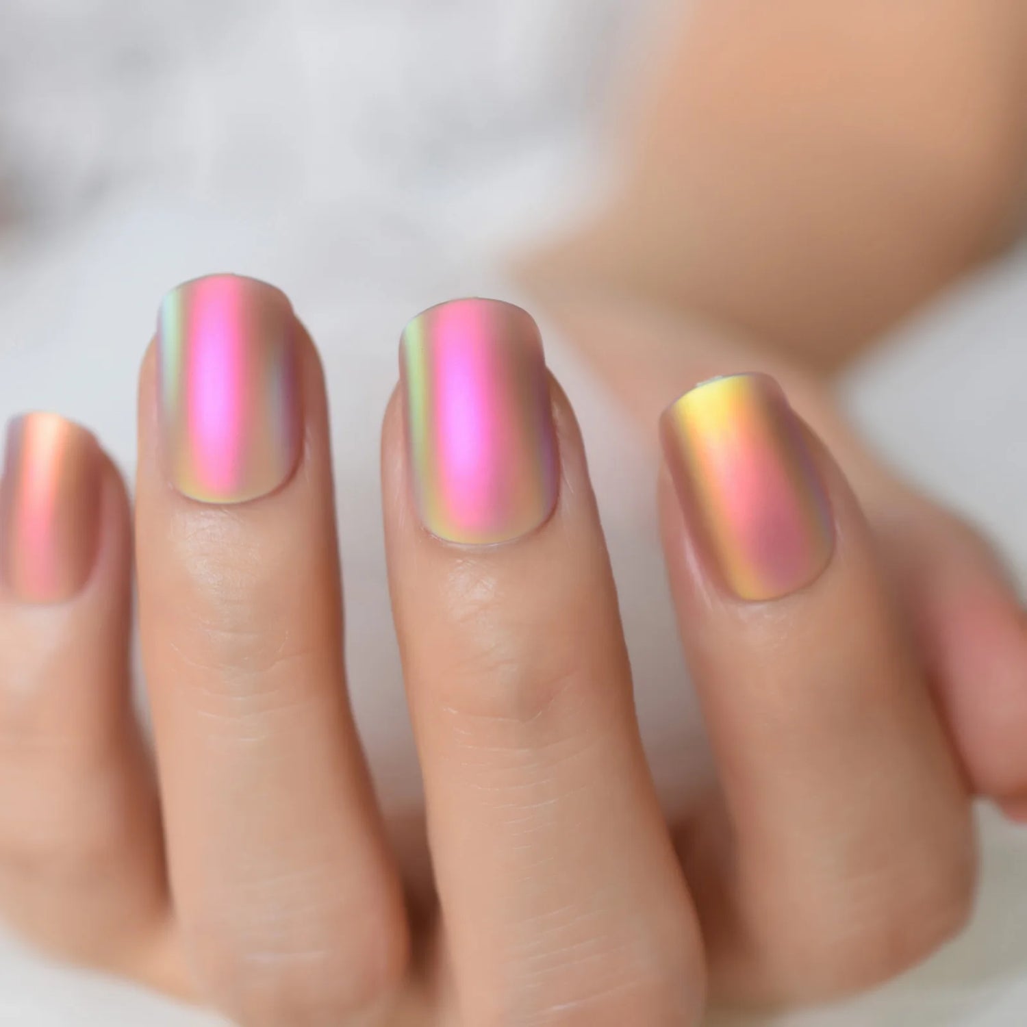 Short Matte Metallic Press On Nails Holographic Multi Color Shiny Squavol False Nails Fake Nails Art Fingernails Manicure Tips