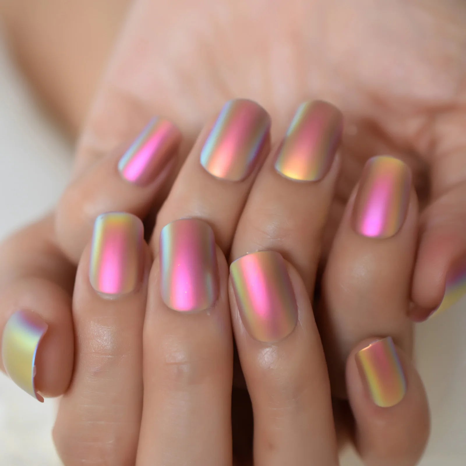 Short Matte Metallic Press On Nails Holographic Multi Color Shiny Squavol False Nails Fake Nails Art Fingernails Manicure Tips