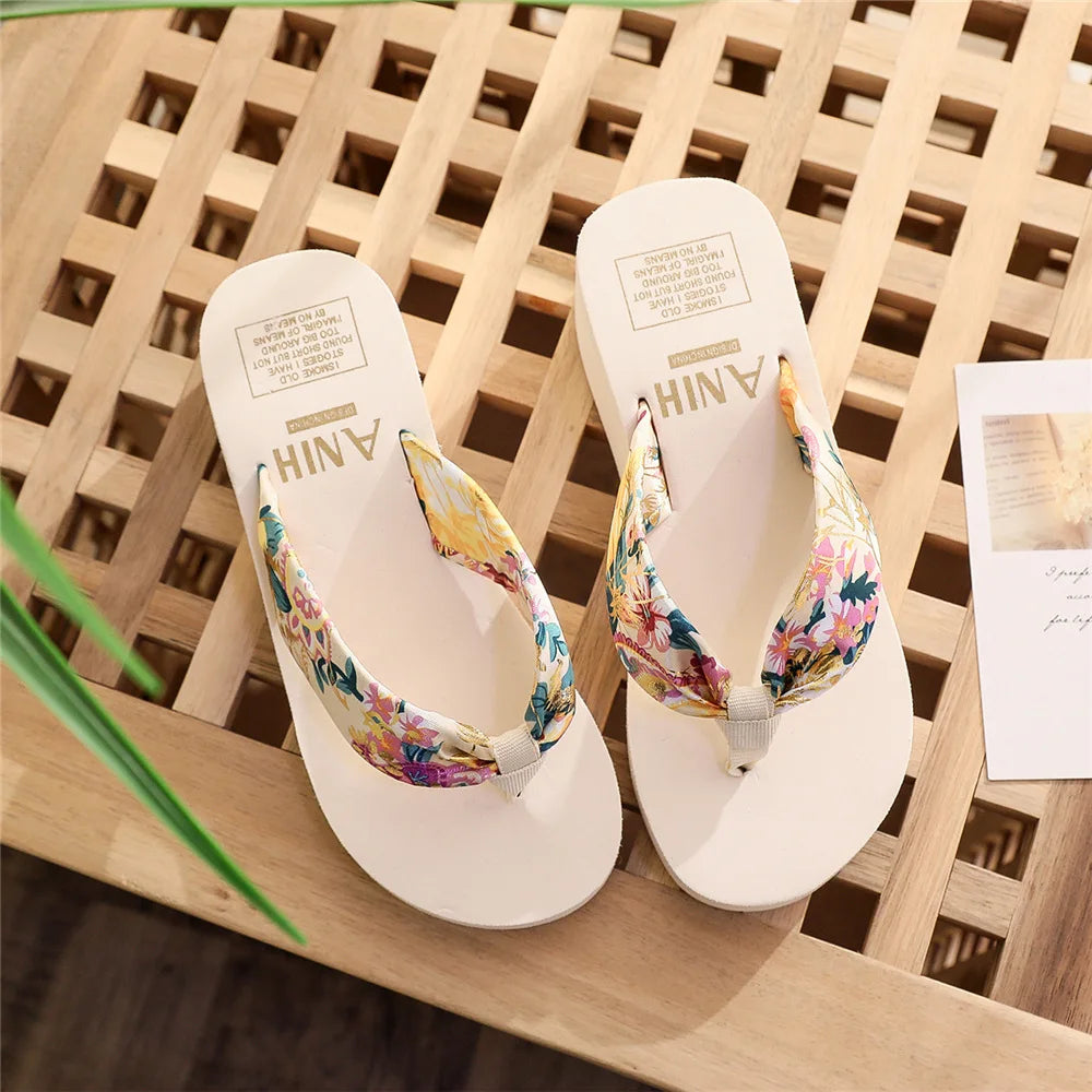 2024 Fashion Women Flip Flops Summer Beach Platform Slippers Casual Outside Wedges Sandals Summer Women Shoes