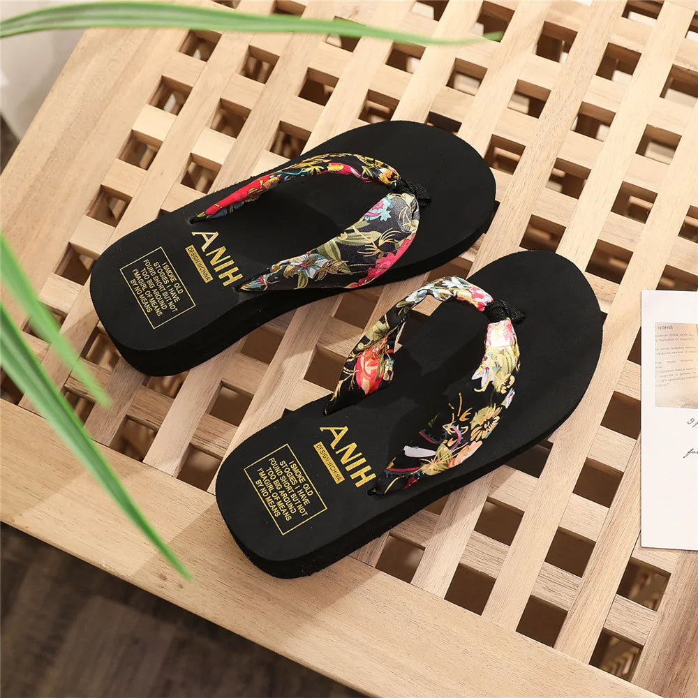 2024 Fashion Women Flip Flops Summer Beach Platform Slippers Casual Outside Wedges Sandals Summer Women Shoes