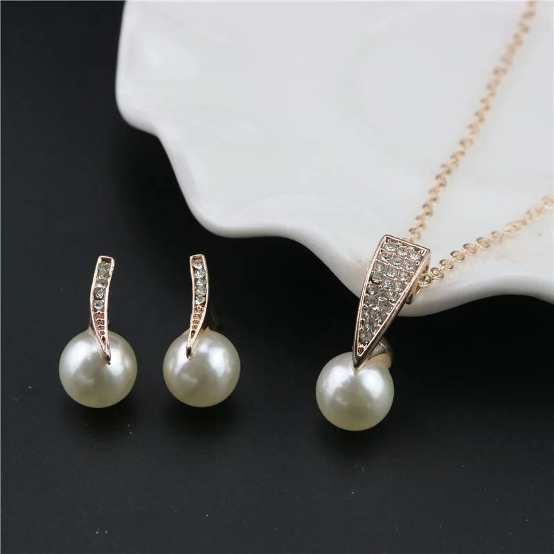 Fashion Jewelry Set for Women Trendy Pearl Earrings Necklace Set for Women Rhinestone Party Earring Jewelry Set Anniversary Gift