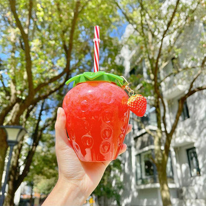 500ml Summer Cute Strawberry Straw Water Bottle Cartoon Food Grade PP Wide Application Milk Coffee Straw Cup Drinkware