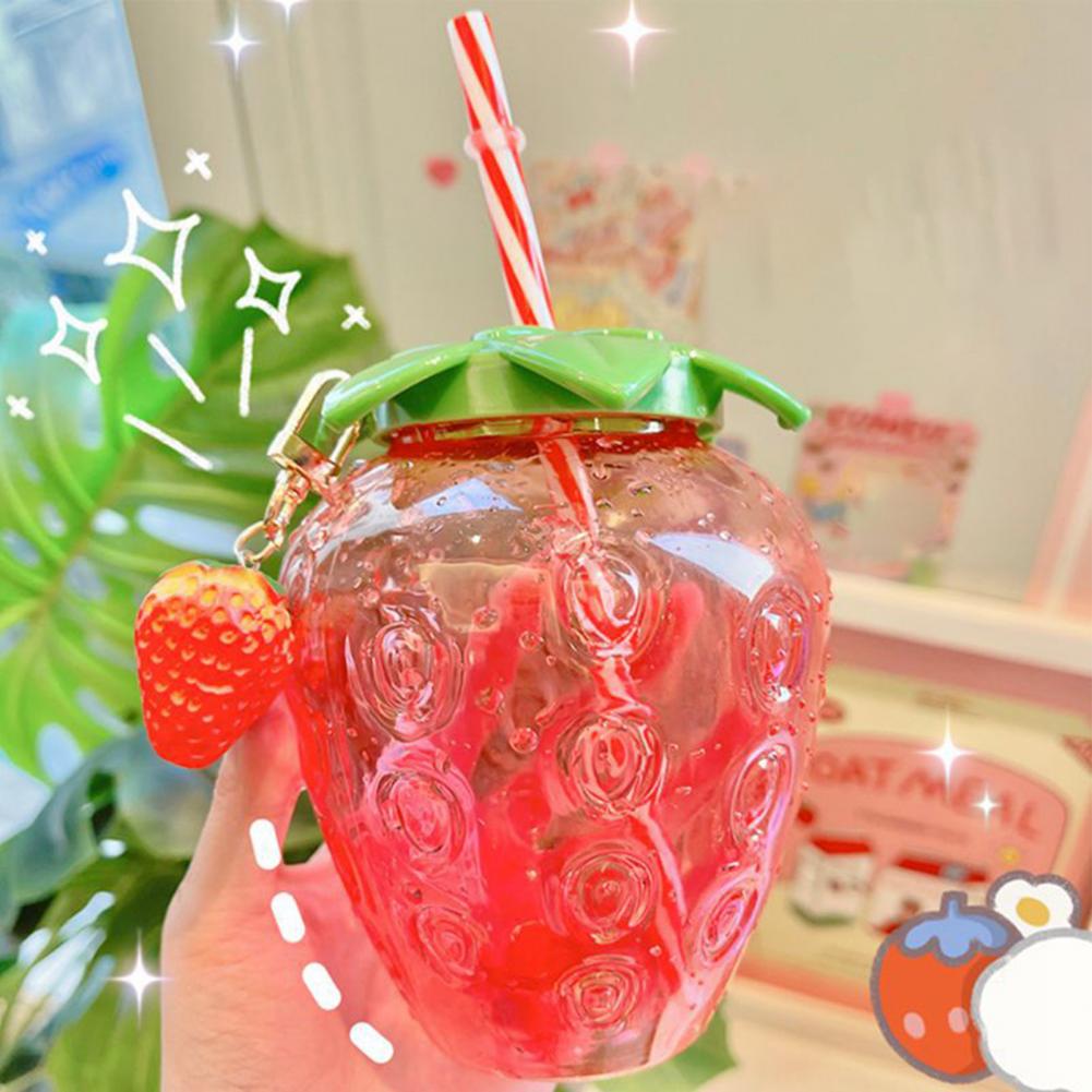 500ml Summer Cute Strawberry Straw Water Bottle Cartoon Food Grade PP Wide Application Milk Coffee Straw Cup Drinkware