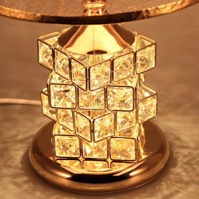 Modern Crystal Table Lamp European Style Luxury Wedding Gift Ideas Sweet Bedroom Lamp Home Decor Golden Lamp