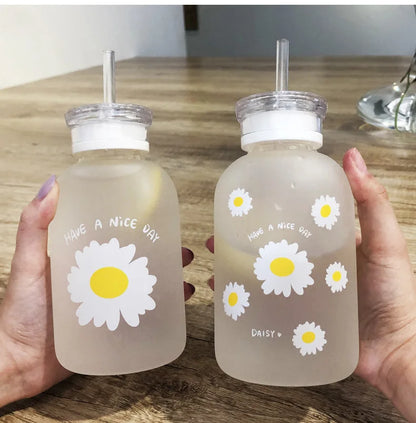 480ml Water Bottle Small Daisy Milk Juice Cute Kawaii Frosted Glass Bottle with Straw Drinking Cups with Scale 2 Lids