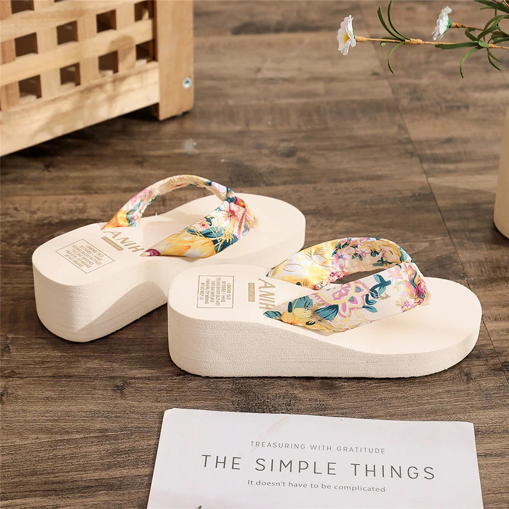 2024 Fashion Women Flip Flops Summer Beach Platform Slippers Casual Outside Wedges Sandals Summer Women Shoes