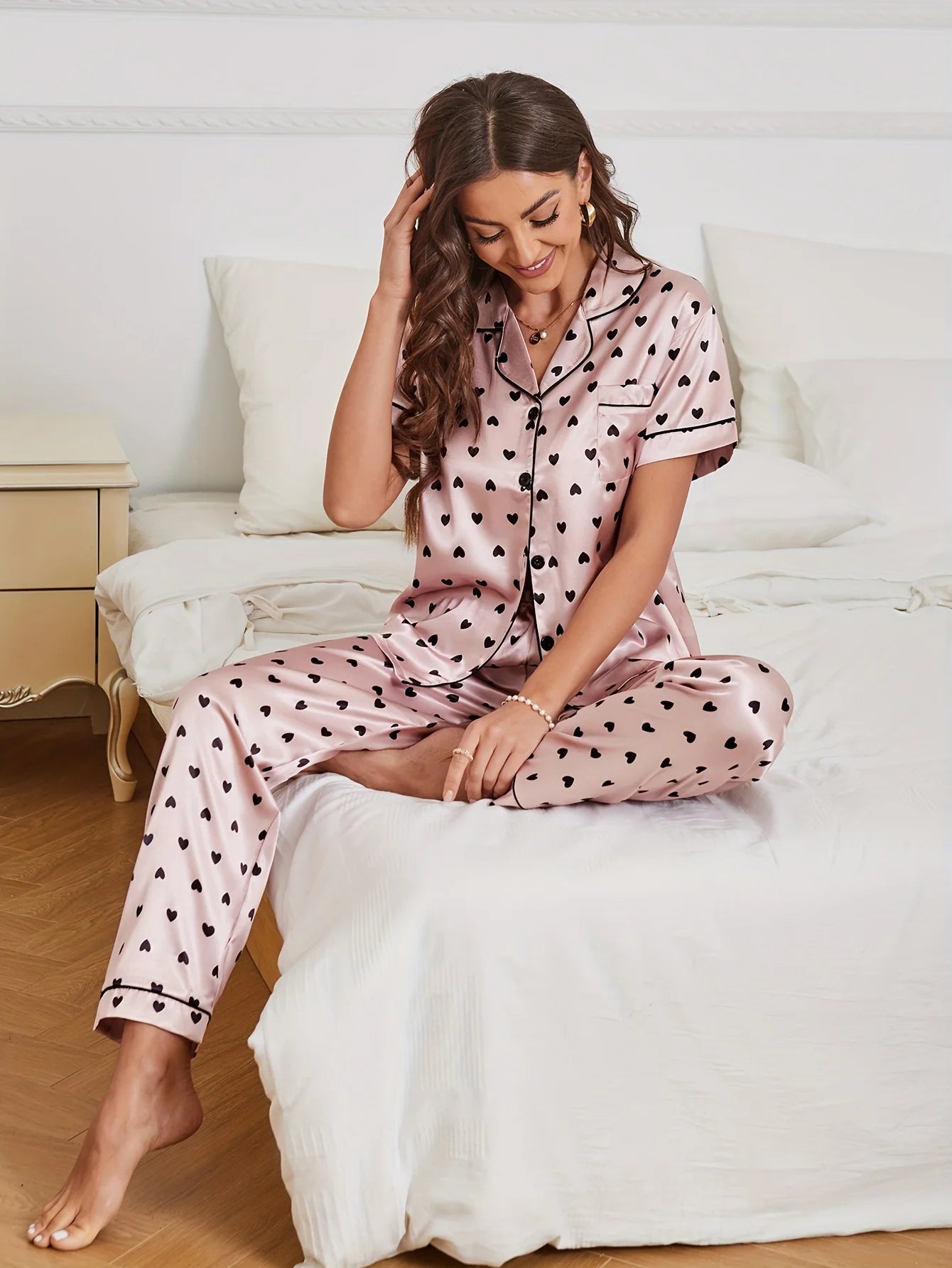 Heart Print Satin Pajama Set Casual Short Sleeve Buttons Lapel Top &amp; Elastic Pants Women&