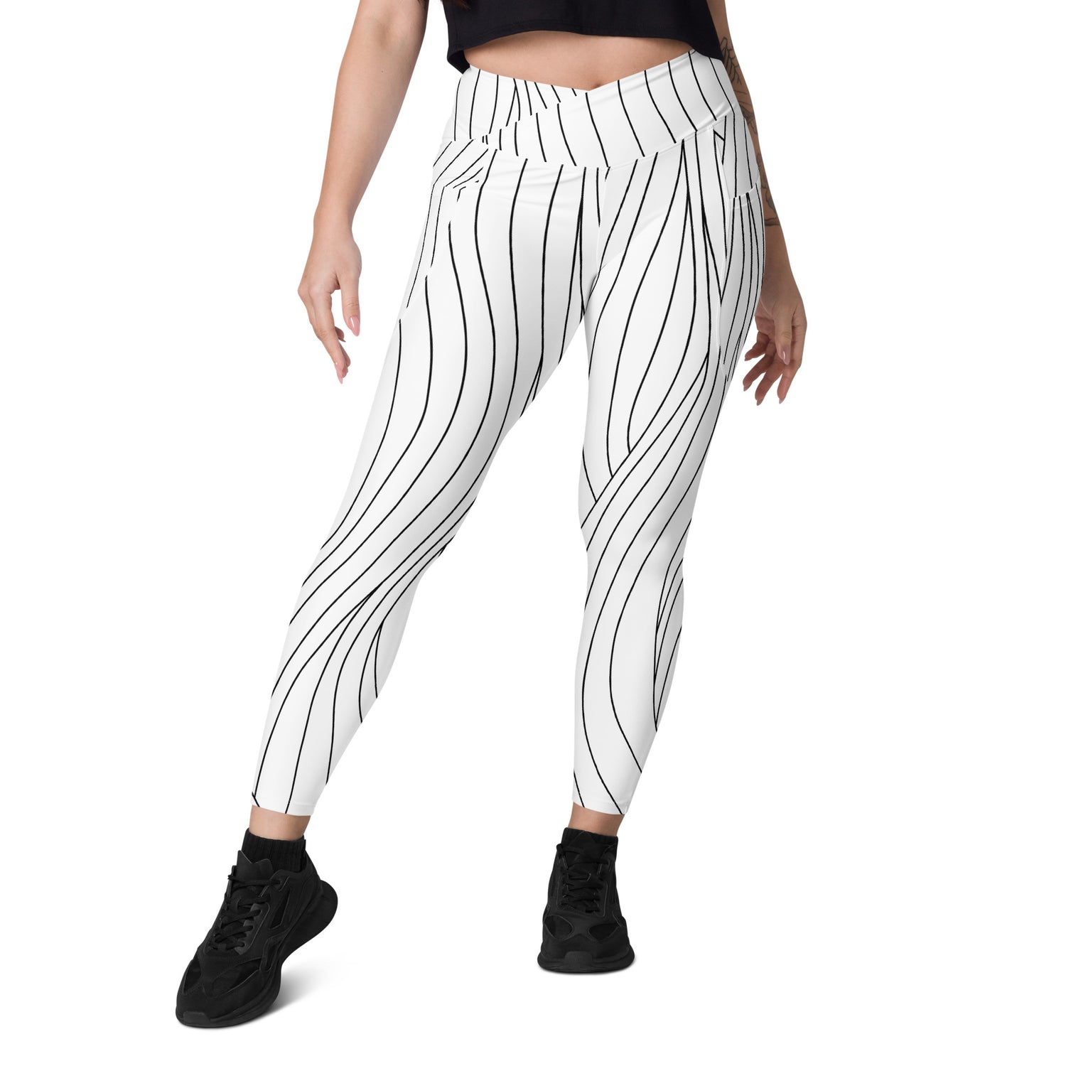 Crossover leggings with pockets