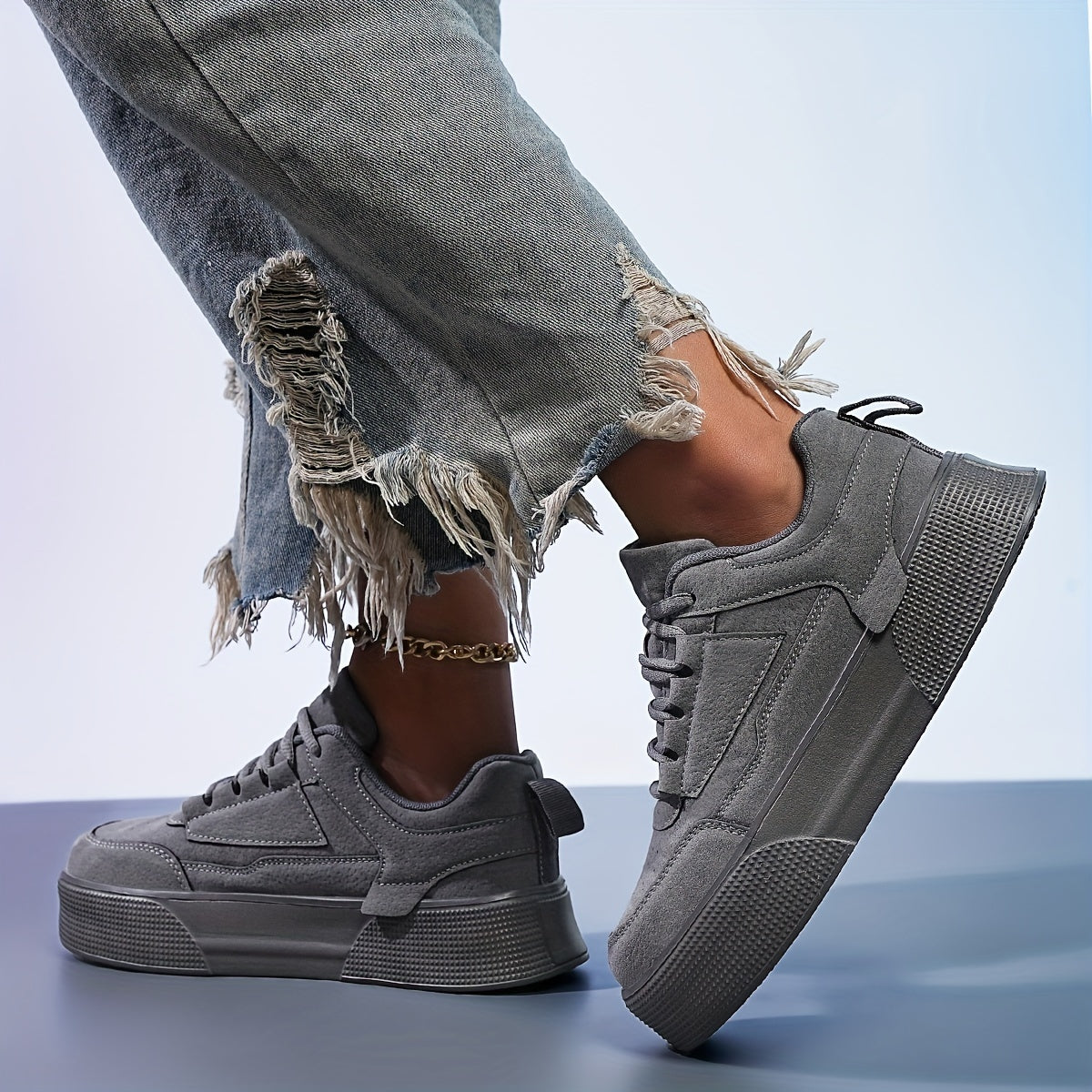 Stylish High-Top Skate Shoes - Elevate Your Style with Minimalist Stitching, Round Toe, High Platform, and Height Increasing Design - Perfect for Outdoor Activities and Daily Wear